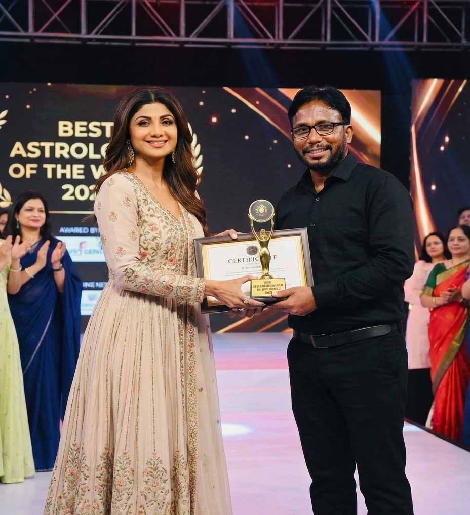 Famous Astrologer Shravan Shastri